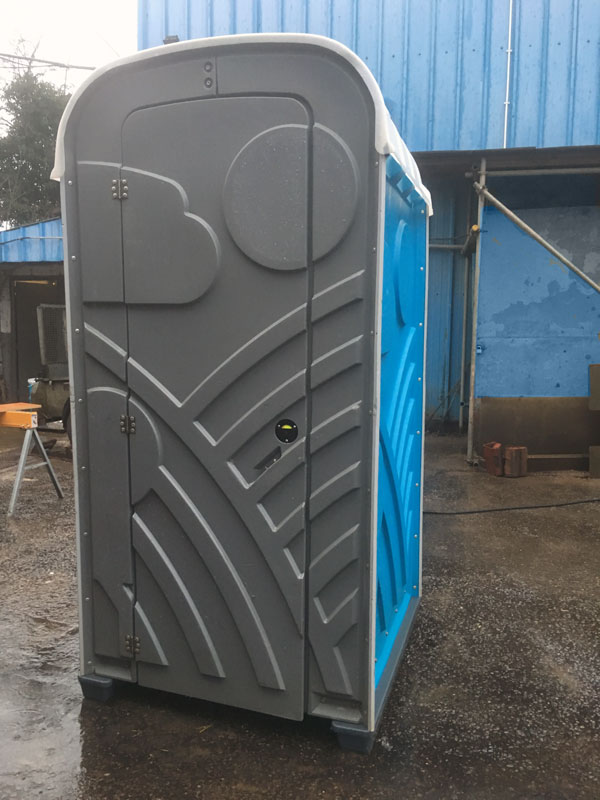 Wycombe Toilet Hire Mains Unit exterior